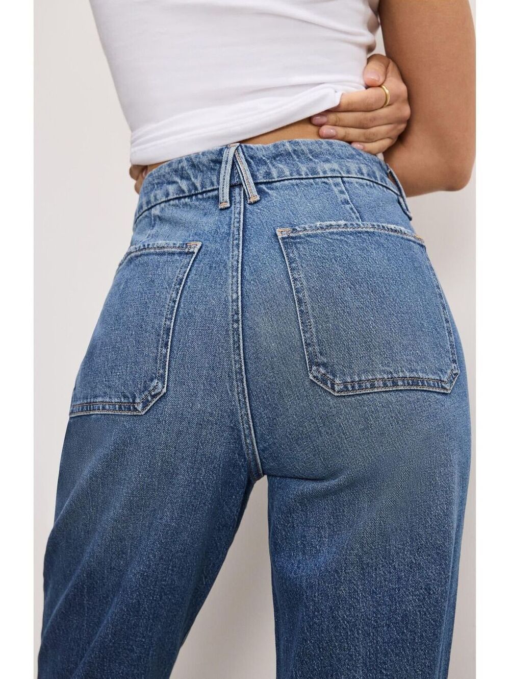 Good American NWT The Weekender Petite Jeans - Size 15 - MSRP $169 - Picture 4 of 4